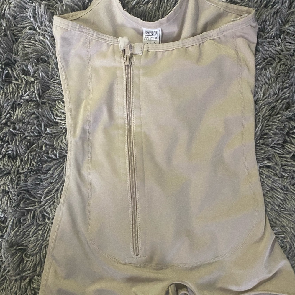 Colombian faja shape wear